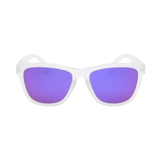 Ollo Clásico Arctic Violet sunglasses with UV400 polarised lenses and a cool violet-lavender frame. Made for runners and cyclists, these lightweight, durable sunglasses provide a secure non-slip fit, enhanced clarity and performance for outdoor training, travel, or everyday adventure.