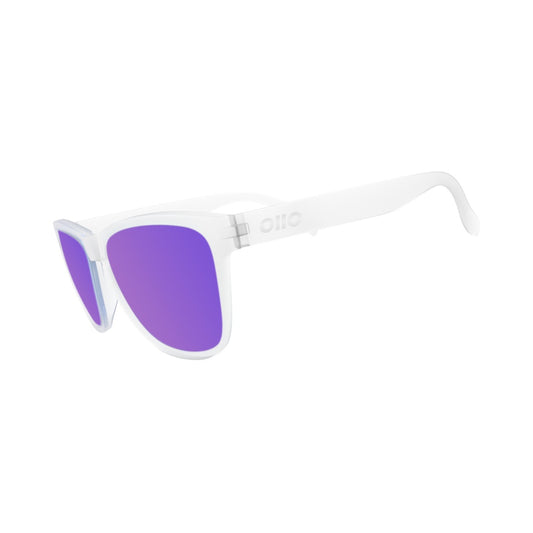 Ollo Clásico Arctic Violet sunglasses with UV400 polarised lenses and a cool violet-lavender frame. Made for runners and cyclists, these lightweight, durable sunglasses provide a secure non-slip fit, enhanced clarity and performance for outdoor training, travel, or everyday adventure.