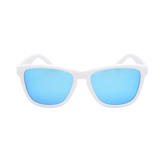 Ollo Clásico Glacier Blue sunglasses with UV400 polarised lenses and an icy light blue frame. Designed for running and cycling, these sunglasses are lightweight, durable, with a non-slip fit, giving crisp vision, comfort, and style for trail, road or beach days.