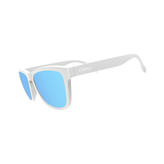 Ollo Clásico Glacier Blue sunglasses with UV400 polarised lenses and an icy light blue frame. Designed for running and cycling, these sunglasses are lightweight, durable, with a non-slip fit, giving crisp vision, comfort, and style for trail, road or beach days.