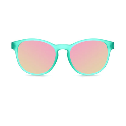 Ollo Pace Verdant Blaze sunglasses with UV400 polarised lenses and an eye-catching vivid green frame. Built for runners and cyclists, these lightweight, durable sunglasses offer a secure non-slip fit and outstanding clarity, ideal for trail, road, adventure and everyday outdoor performance.