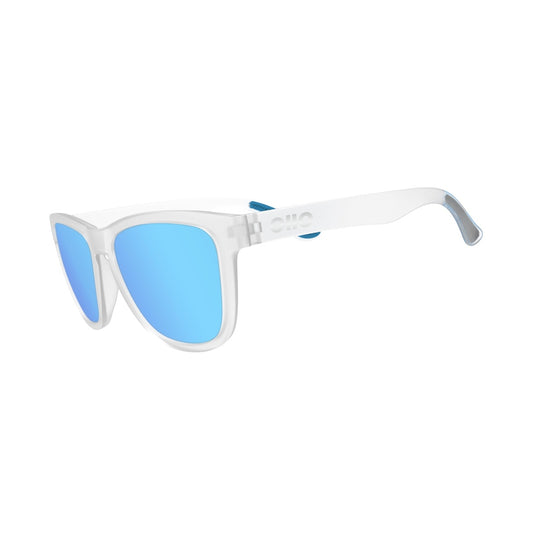 Ollo Stride Glacier sunglasses with UV400 polarised lenses and a crisp icy blue frame. Designed for runners and cyclists, these lightweight, durable, non-slip sunglasses deliver bright clarity and durability, perfect for outdoor training, winter rides, water sports and all-day active living.